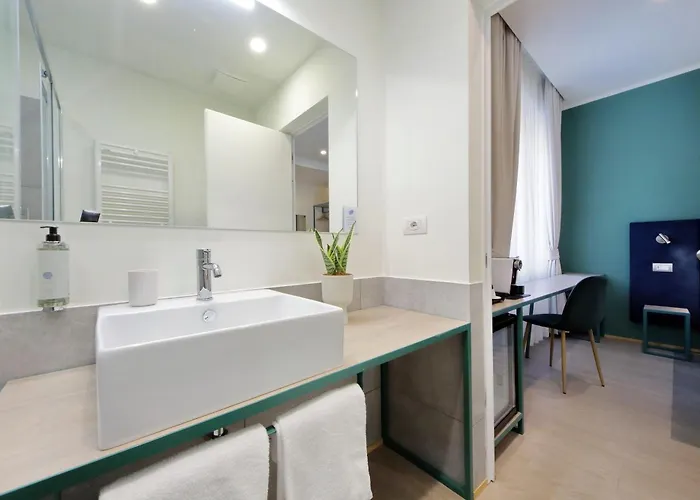 Proja Housing Romagnosi20 4* Rome